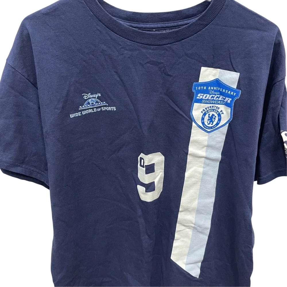 Adidas Disney Wide World of Sports Soccer Showcase Chelsea FC T-Shirt Navy Men M